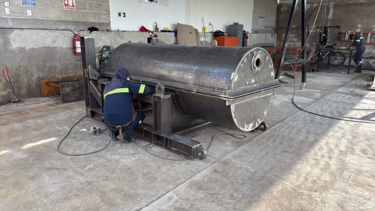 Fabricación tanque acero — ECT