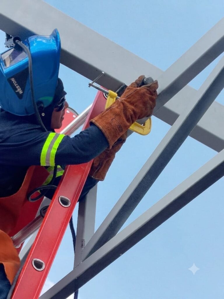 Montaje de estructura metálica — ECT